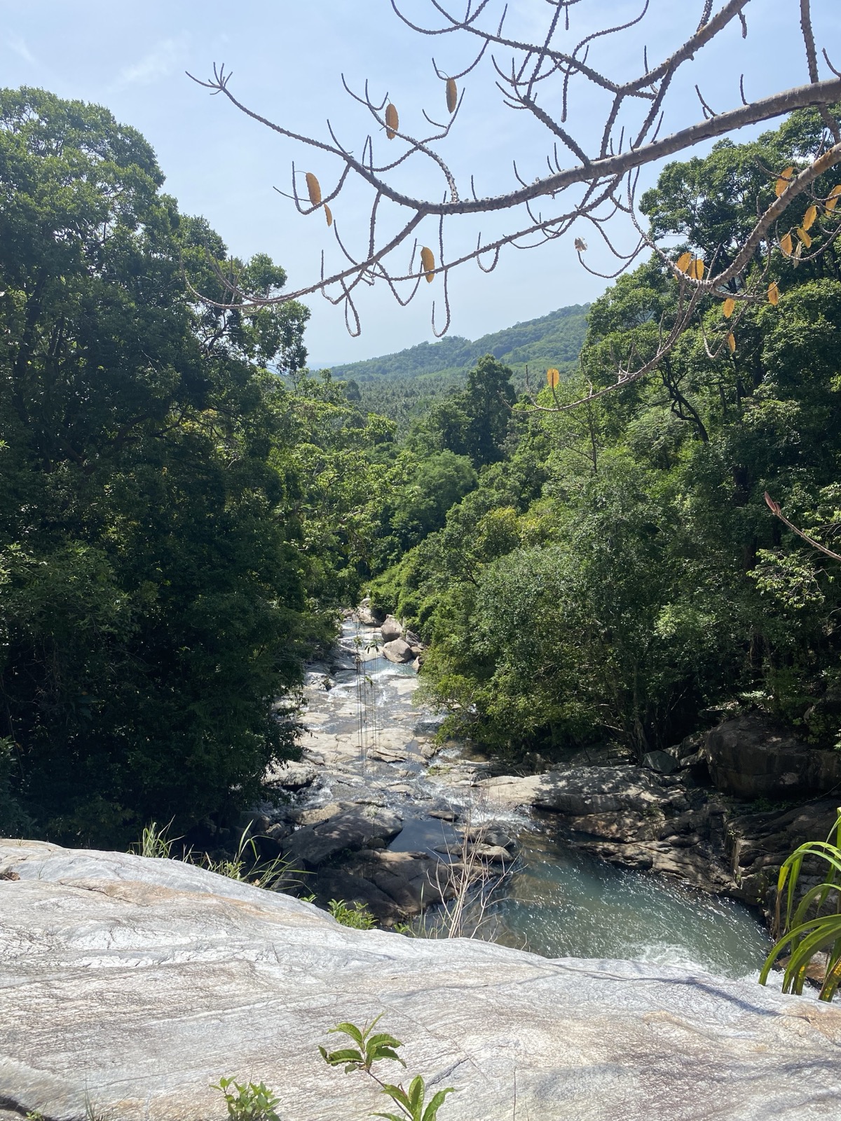 Samet Chun upper pool view over the Gulf of Thailand